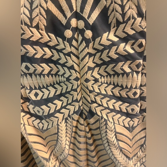 NICOLE MILLER ARTELIER Lace Dress, Size 6 (fits 2-4) - Picture 5 of 13